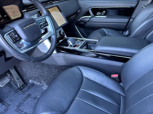 Certified 2023 Land Rover Range Rover SE AWD/4WD image 9