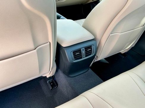 Certified 2022 Acura TLX w/ Technology Package image 10