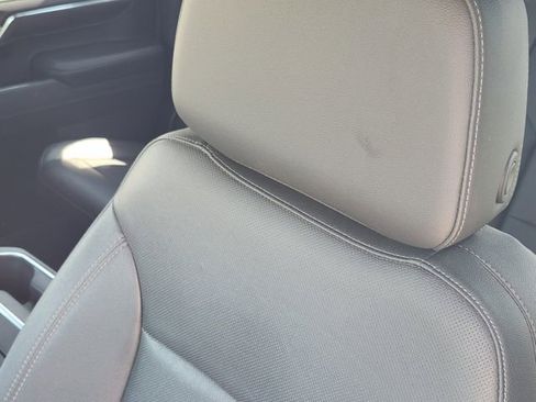 Used 2022 GMC Sierra 1500 SLT image 15