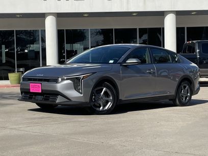 Used 2025 Kia K4 LXS