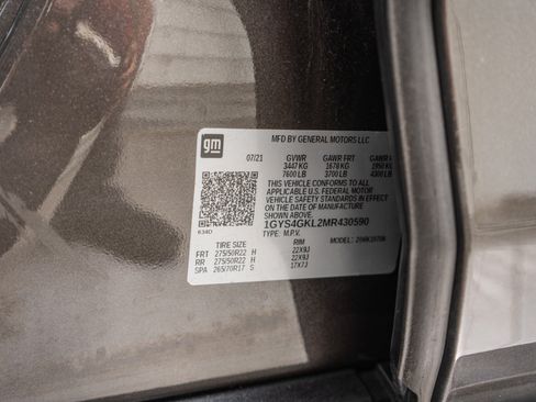 Used 2021 Cadillac Escalade Sport Platinum w/ Heavy-Duty Trailer Package AWD/4WD image 20