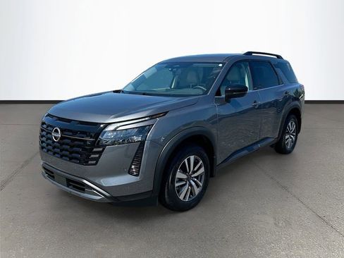 New 2026 Nissan Pathfinder SL FWD image 3