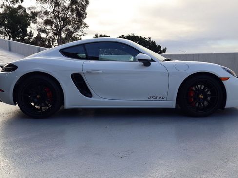 Certified 2025 Porsche 718 Cayman GT4 image 8