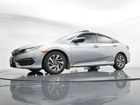Used 2018 Honda Civic EX image 20
