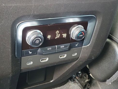 Used 2021 GMC Yukon XL AT4 w/ AT4 Premium Plus Package image 22