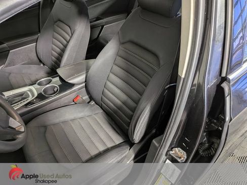 Used 2013 Ford Fusion SE FWD image 12