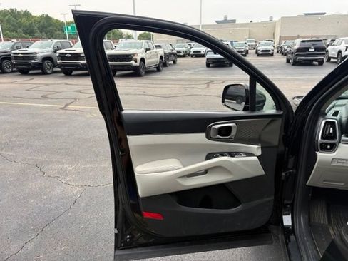 Used 2022 Kia Sorento EX FWD image 5