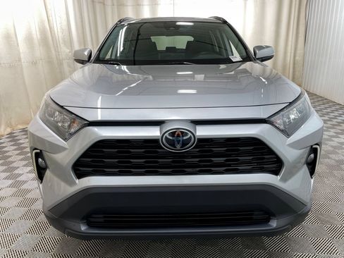 Used 2019 Toyota RAV4 LE w/ All Weather Liner Package AWD/4WD image 10