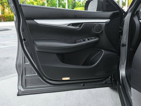 Used 2019 INFINITI QX50 Luxe w/ Navigation Package image 30