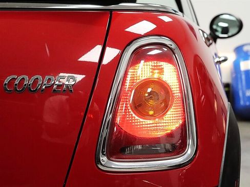 Used 2010 MINI Cooper Convertible FWD image 39