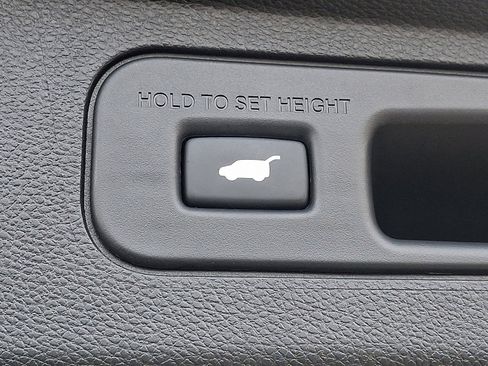 Certified 2025 Honda Odyssey Touring image 29