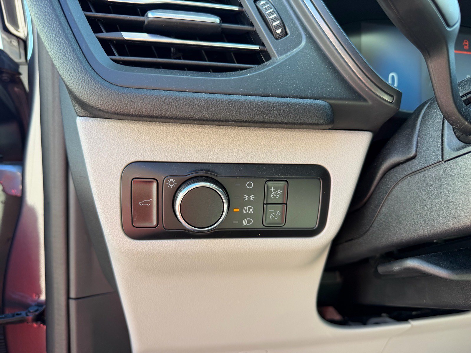 Used 2023 Ford Escape Active w/ Tech Pack #1 FWD image 21