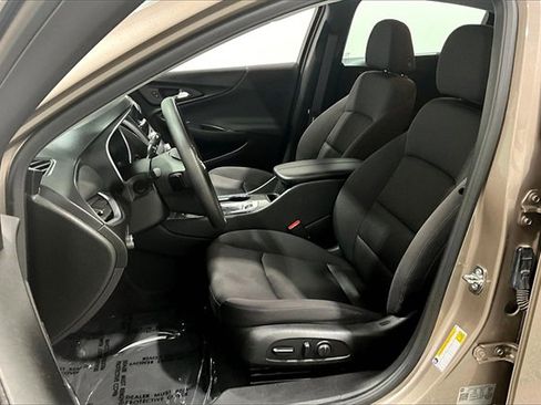 Used 2023 Chevrolet Malibu LT image 22