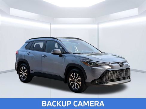 Used 2024 Toyota Corolla Cross AWD Hybrid image 9