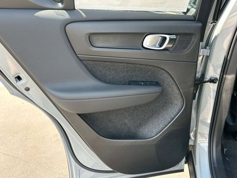 New 2026 Volvo XC40 B5 Ultra w/ Climate Package image 16
