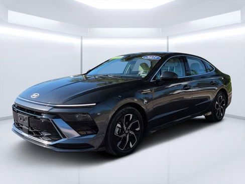 Used 2025 Hyundai Sonata SEL FWD image 7