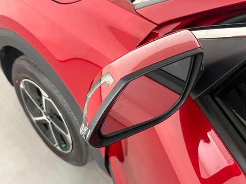 New 2026 Kia Niro EX FWD image 13