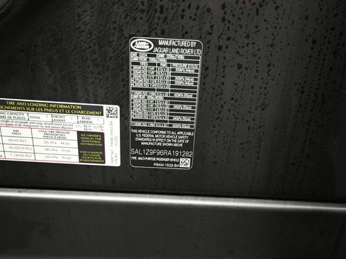 Used 2024 Land Rover Range Rover Sport AWD/4WD image 33