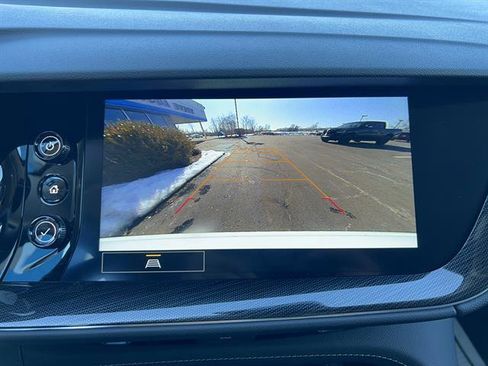 Used 2023 Buick Envision Preferred image 25