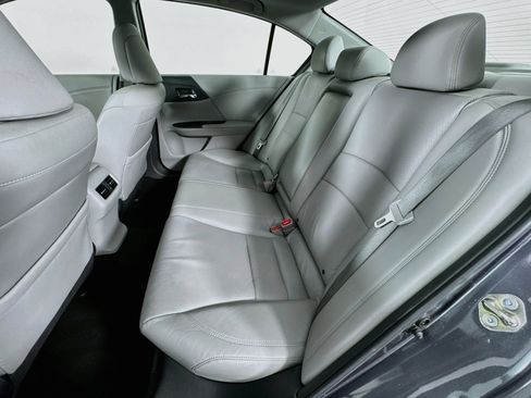 Certified 2017 Honda Accord EX-L image 25