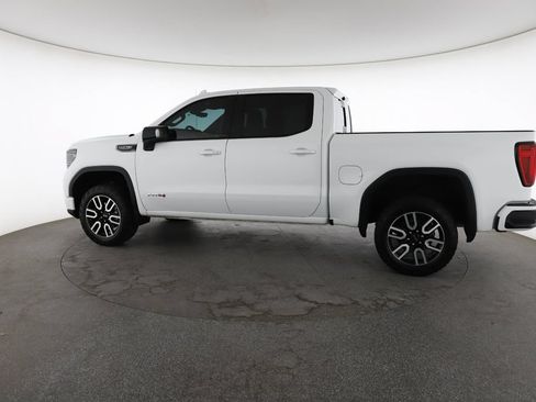 Used 2024 GMC Sierra 1500 AT4 w/ Technology Package AWD/4WD image 8