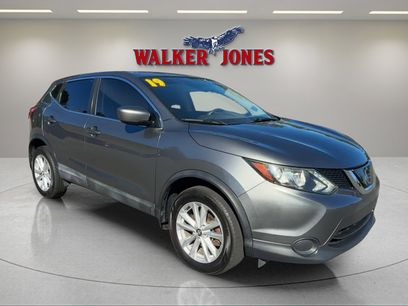 Used 2019 Nissan Rogue Sport S w/ Appearance Package