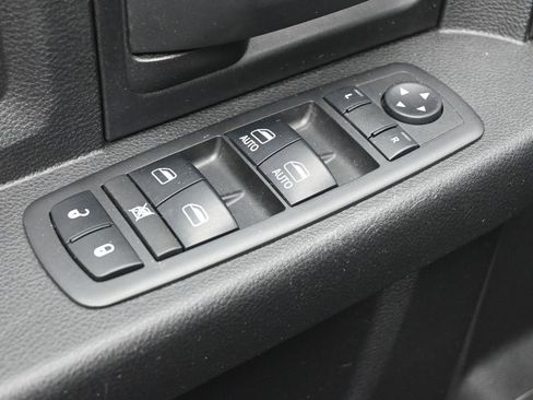 Used 2017 RAM 2500 Tradesman w/ Chrome Appearance Group image 20