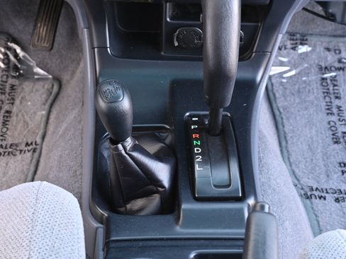 Used 2000 Toyota 4Runner SR5 AWD/4WD image 49