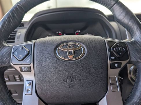 Used 2023 Toyota 4Runner SR5 Premium w/ Moonroof Package RWD image 20