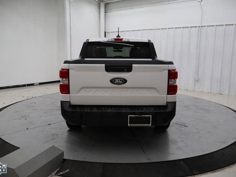 Certified 2025 Ford Maverick XL w/ Equipment Group 102A AWD/4WD image 6