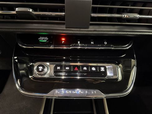 Used 2024 Lincoln Corsair AWD w/ Equipment Group 101A image 15