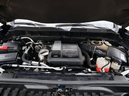 Used 2020 Chevrolet Silverado 1500 High Country w/ Technology Package image 30