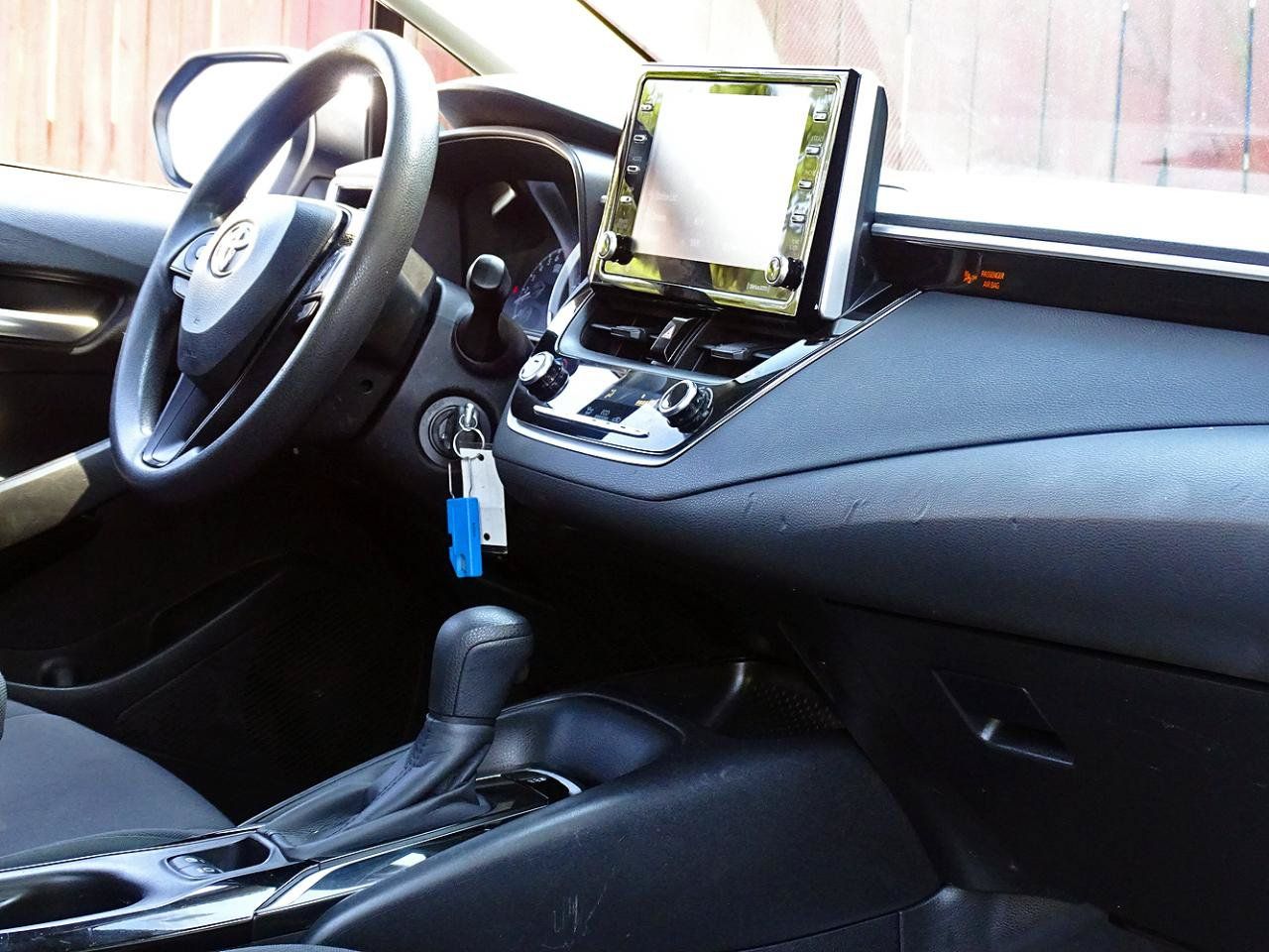 Used 2021 Toyota Corolla LE FWD image 23