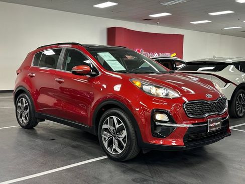 Used 2022 Kia Sportage EX image 9
