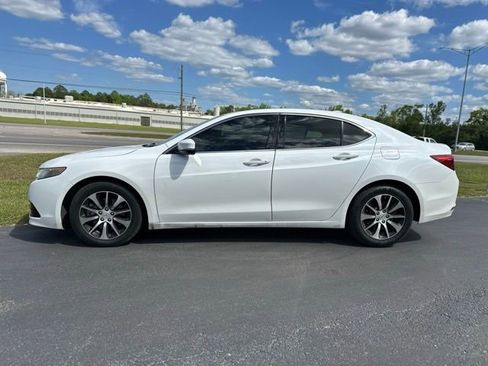 Used 2017 Acura TLX w/ Technology Package image 9