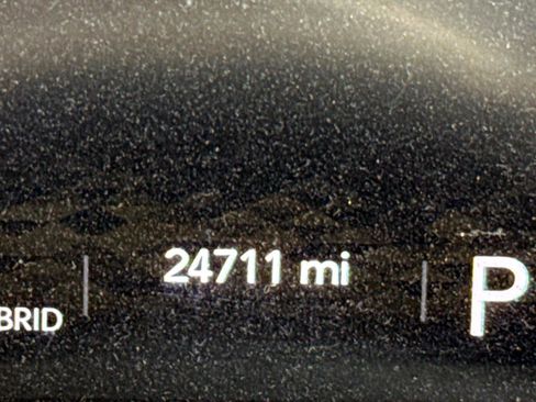 Used 2023 Jeep Wrangler Unlimited Sahara w/ Cold Weather Group image 24