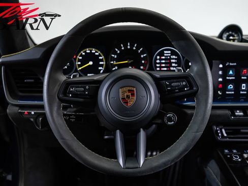 Used 2022 Porsche 911 GT3 RWD image 30