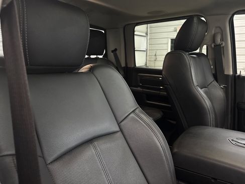 Used 2018 RAM 3500 Laramie w/ Sport Appearance Group image 29