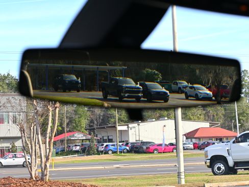 Used 2020 GMC Sierra 1500 Elevation w/ Elevation Value Package image 24