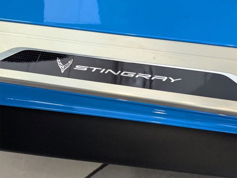 Used 2023 Chevrolet Corvette Stingray Premium Cpe w/ Z51 Performance Package image 27