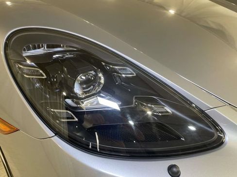 Certified 2025 Porsche 718 Boxster GTS RWD image 15