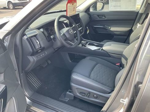 New 2026 Nissan Pathfinder SV w/ Cargo Package image 10