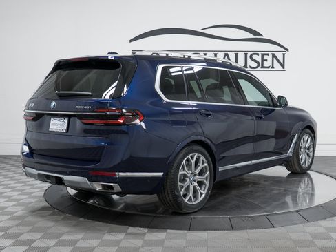 New 2026 BMW X7 xDrive40i image 5