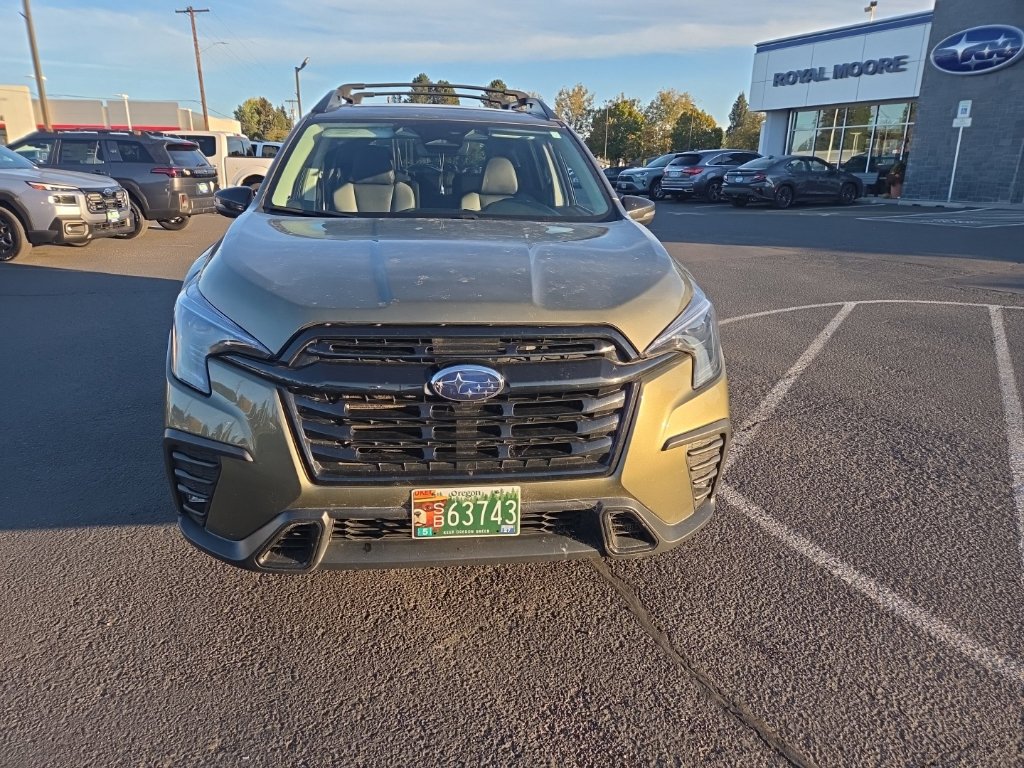 Used 2023 Subaru Ascent Onyx Edition AWD/4WD image 2