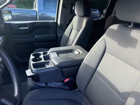 Used 2021 Chevrolet Silverado 1500 Custom Trail Boss AWD/4WD image 2
