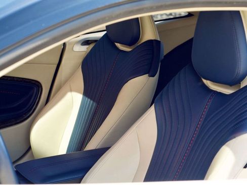 Used 2017 Aston Martin DB11 V12 image 20