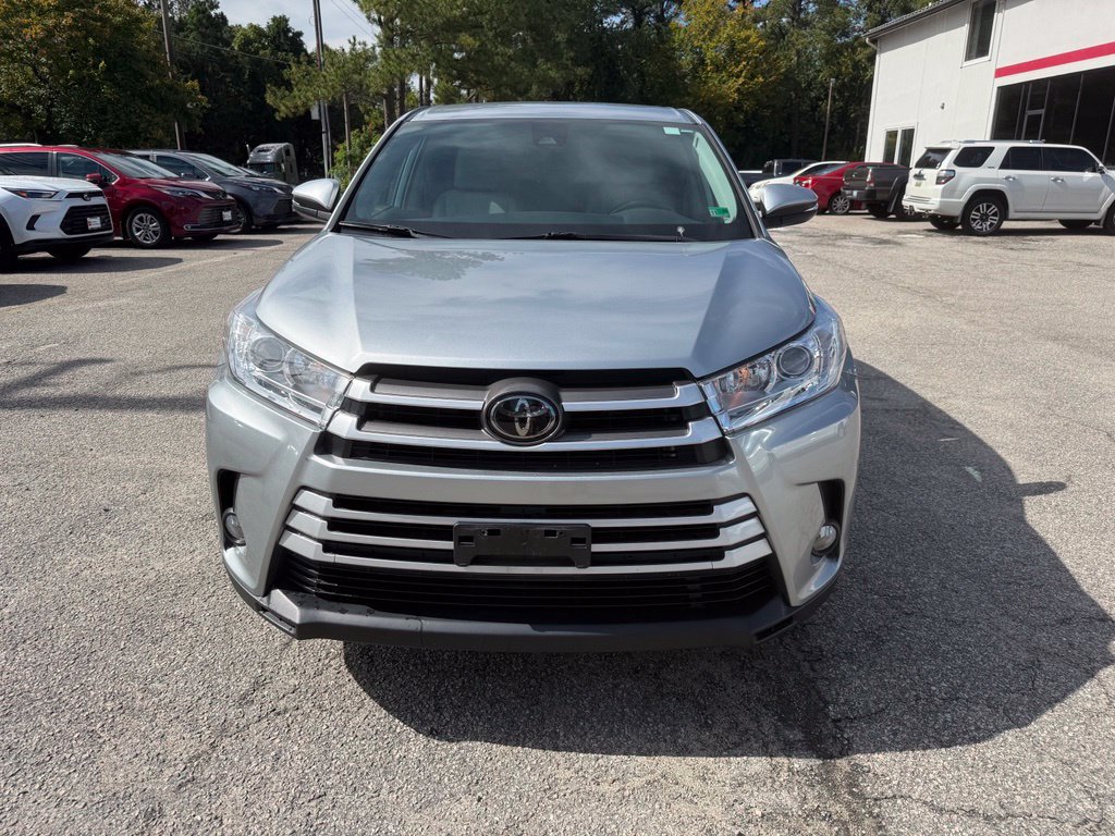 Certified 2019 Toyota Highlander Plus AWD/4WD image 7