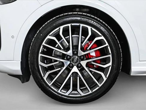 Certified 2025 Audi SQ5 Prestige w/ Prestige Package image 25