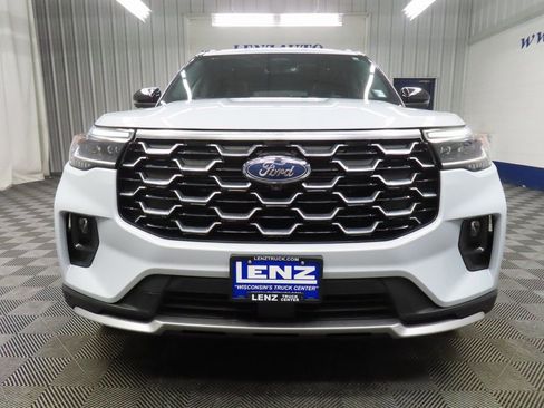 Used 2025 Ford Explorer Platinum image 42