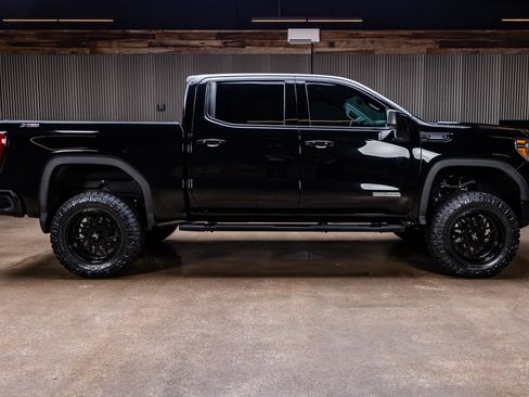Used 2022 GMC Sierra 1500 Elevation AWD/4WD image 11